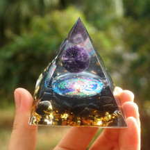 Orgonite Piramide Cristais de Cura #29