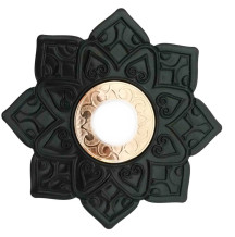 Prato Invictus New Love Preto/Dourado