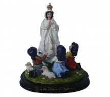 Esttua Nossa Senhora de Ftima com Pastores 15cm Resina